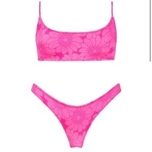 Triangl bikini DISCONTINUED siz: xxs normal bottoms comes with bag
